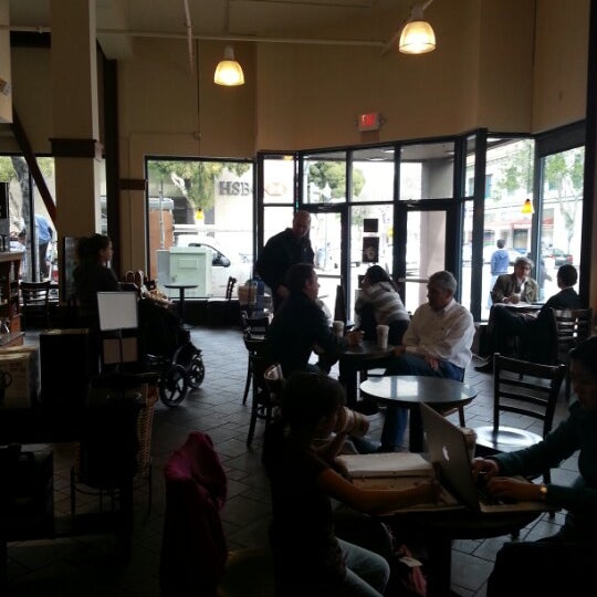 Photo taken at Peet&#39;s Coffee &amp; Tea by Omar M. on 3/6/2013
