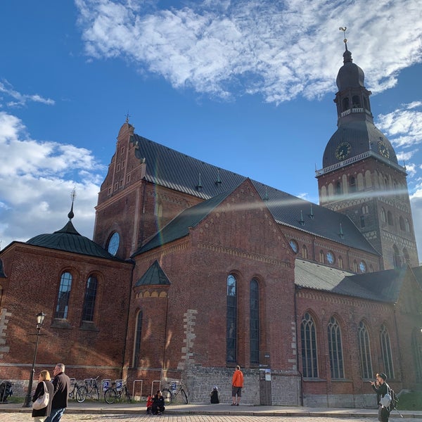 Foto diambil di Rīgas Doms | Riga Cathedral oleh Artem K. pada 7/17/2022
