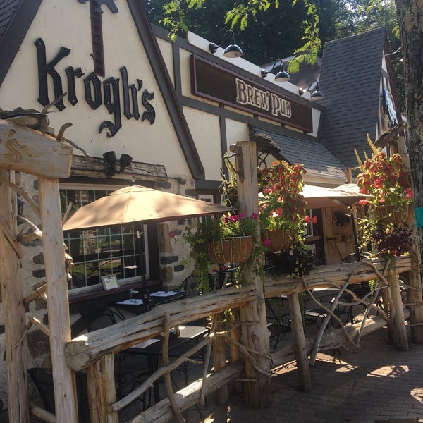 Photo taken at Krogh&#39;s Restaurant &amp; Brew Pub by K P. on 9/11/2019