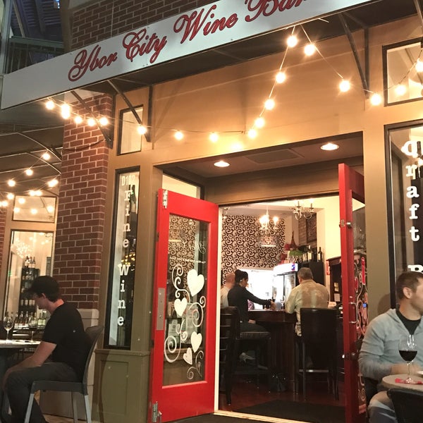 Foto scattata a TheYbor City Wine Bar da Taylor Z. il 3/9/2017