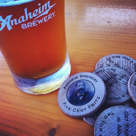 รูปภาพถ่ายที่ Anaheim Brewery โดย Nathan M. เมื่อ 9/23/2012