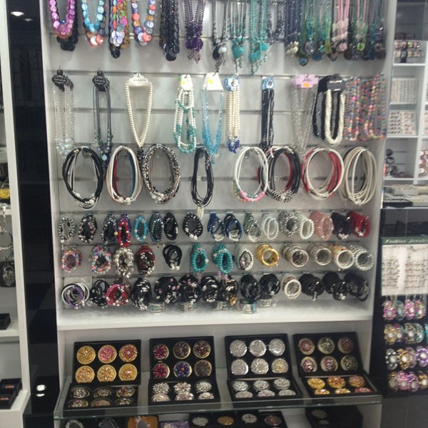 Магазин Accessories Официальный Сайт На Русском