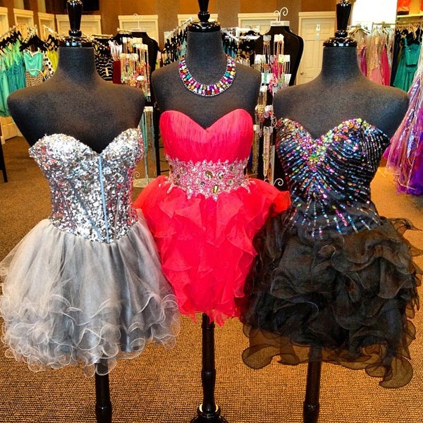 RaeLynn's Boutique Prom Dresses 2 tips