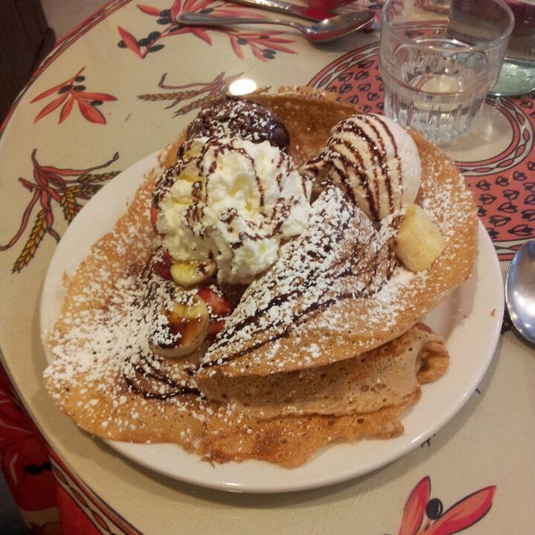 Photo taken at Crepes n&#39; Crepes by Paul A. on 4/21/2013
