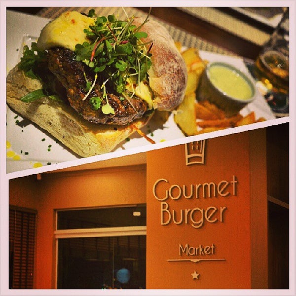 Foto tirada no(a) Gourmet Burger Market por Gustavo C. em 5/5/2013
