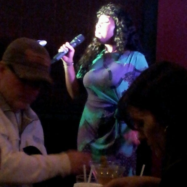 Photo taken at Goodfella&#39;s Woodfired Pizza Pasta Bar by Carye G. on 2/16/2013