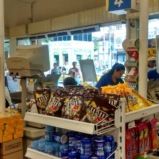 4/17/2014 tarihinde Paulo B.ziyaretçi tarafından Supermercado SuperPrix'de çekilen fotoğraf