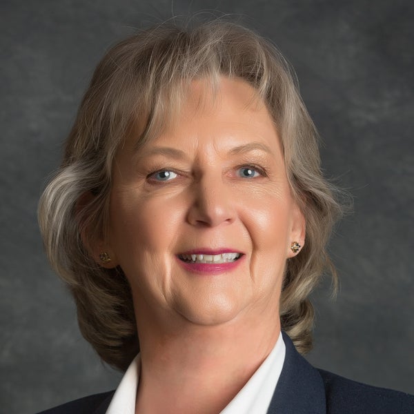 Саймон моуэр. Donnell фирма. Sean michael flynn. Наклейка юрист. Американские адвокаты фото.