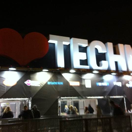 Снимок сделан в I Love Techno пользователем Bjorn P. 11/11/2012