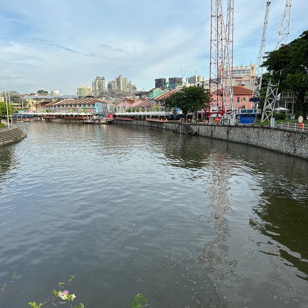 Photo taken at Singapore River by hayeon k. on 6/1/2023