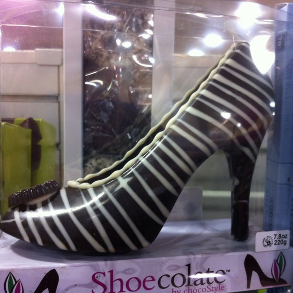 HomeGoods Furniture and Home Store in Oakdale