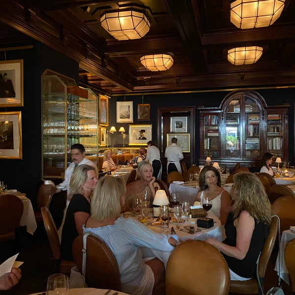 Ralph Lauren Restaurant in Chicago - Kelly in the City