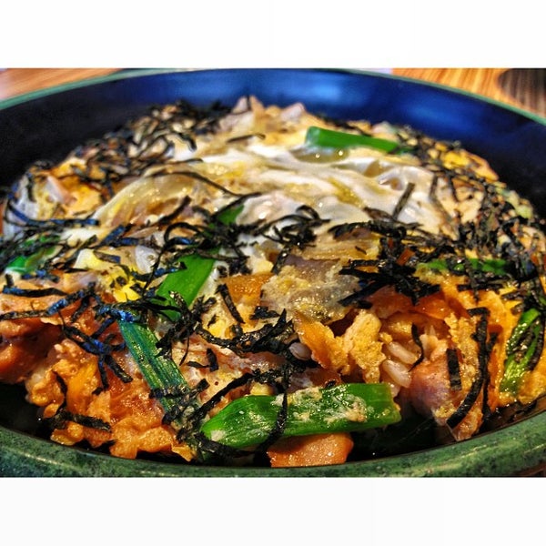 รูปภาพถ่ายที่ Gyotaku Japanese Restaurant - King Street โดย Tasha M. เมื่อ 3/10/2013