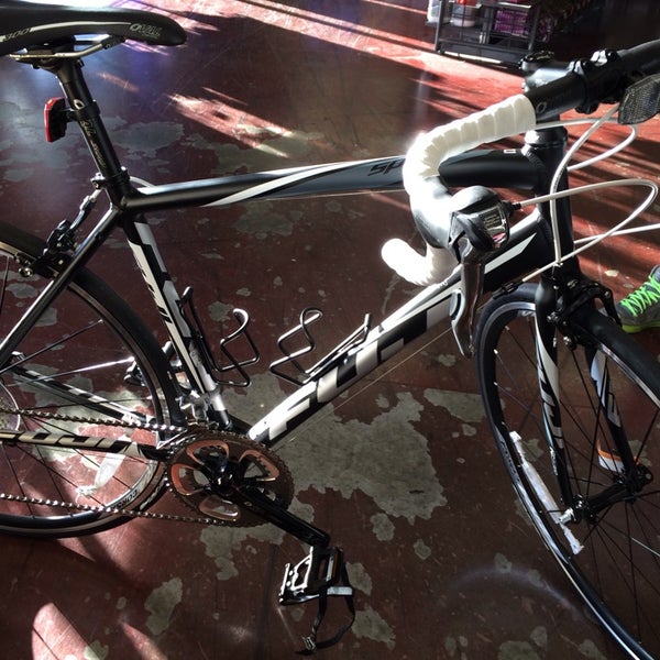 performance bike hulen