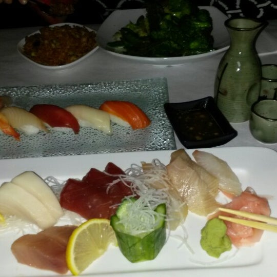 1/27/2014にSergei Z.がAxia Restaurant &amp; Barで撮った写真
