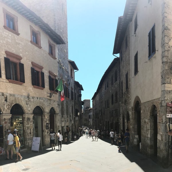 7/6/2017 tarihinde Hediyeziyaretçi tarafından San Gimignano 1300'de çekilen fotoğraf