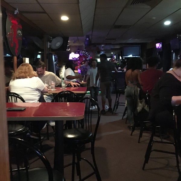 Gloria's Bar & Grill South End 4 tips from 49 visitors