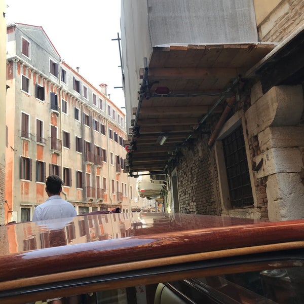 Hell's Kitchen Wine Bar