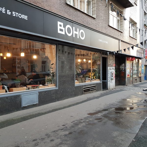 รูปภาพถ่ายที่ BOHO cafe &amp; store โดย Radek เมื่อ 1/6/2018