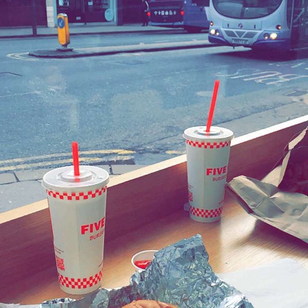 Photo taken at Five Guys by عُــمـر on 3/12/2017