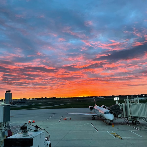 Снимок сделан в Springfield-Branson National Airport (SGF) пользователем SoCal Gal 11/1/2021