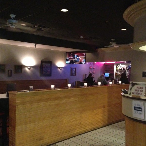 1/31/2013 tarihinde Matthew &quot;pica&quot; S.ziyaretçi tarafından Braconi&#39;s Restaurant &amp; Pizzeria'de çekilen fotoğraf