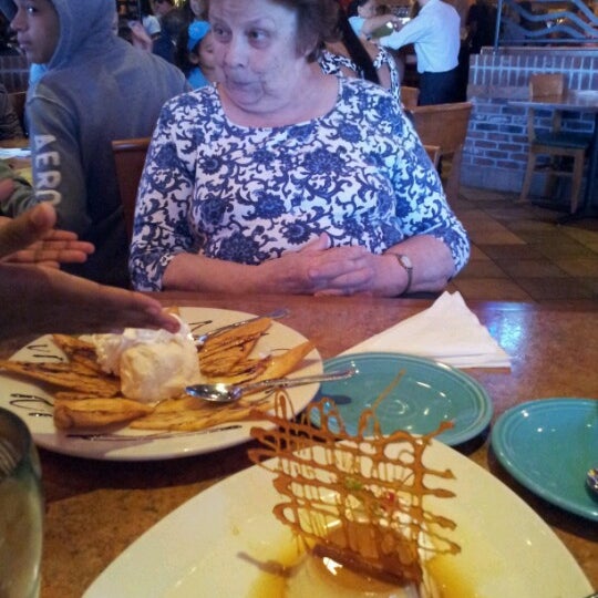 Photo taken at La Parrilla Mexican Restaurant by Anita A. on 11/23/2012