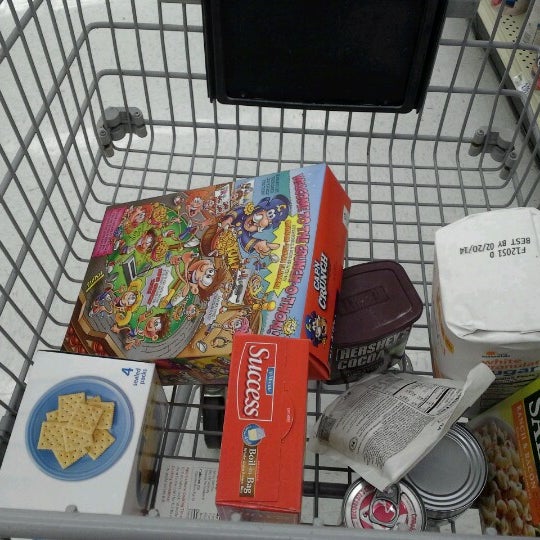 Food Lion Grocery Store 4 tips from 385 visitors