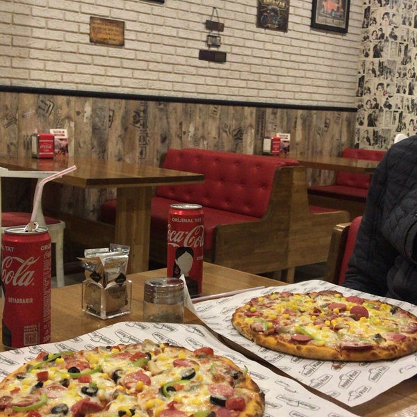 Photo taken at Happy&#39;s Pizza by Nur K. on 10/31/2019