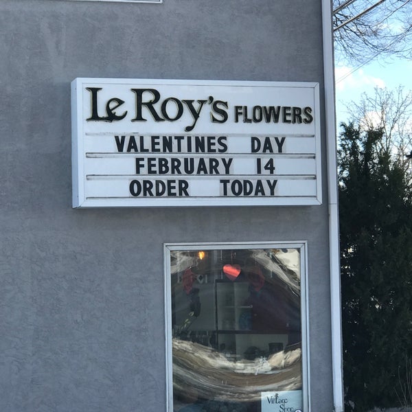 LeRoy's Flowers 19 visitors