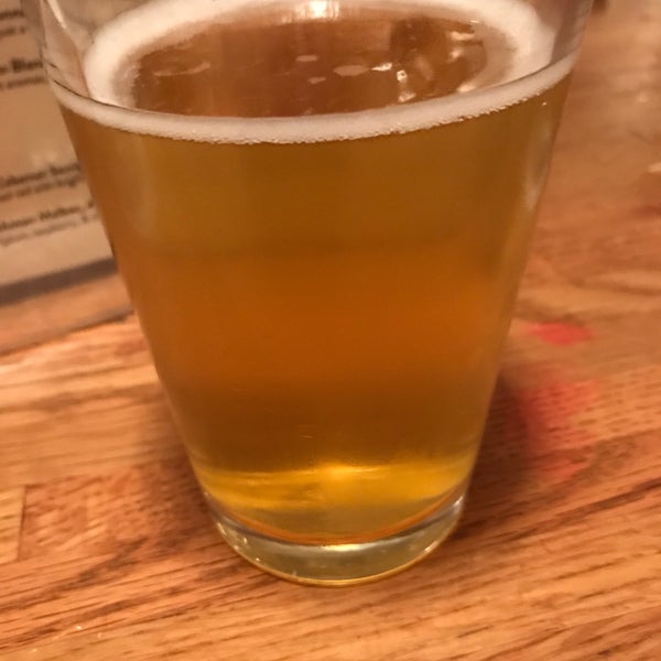 Foto tomada en Mountain Sun Pub &amp; Brewery  por Austin W. el 7/12/2019