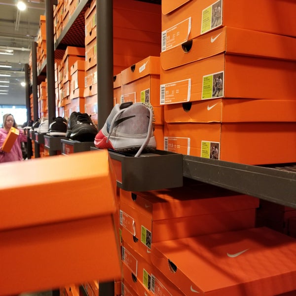 nike factory store loveland