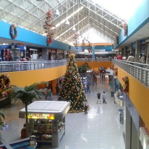Centro Comercial Santa Clara  Centro comercial