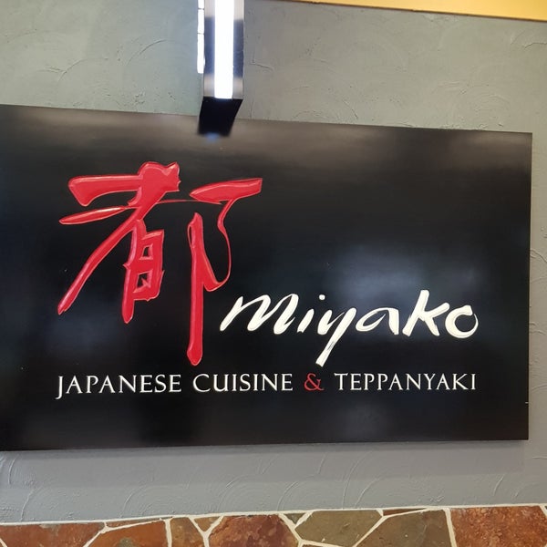 Photo taken at Miyako Japanese Cuisine &amp; Teppanyaki by James S. on 10/5/2017