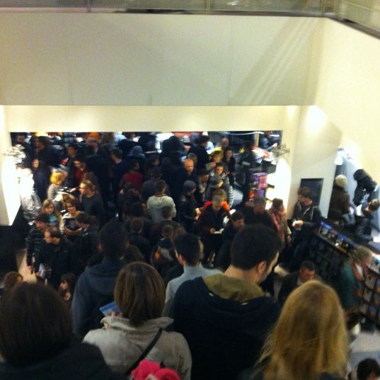 Photo taken at Fnac Bordeaux by Gwendal F. on 12/15/2012