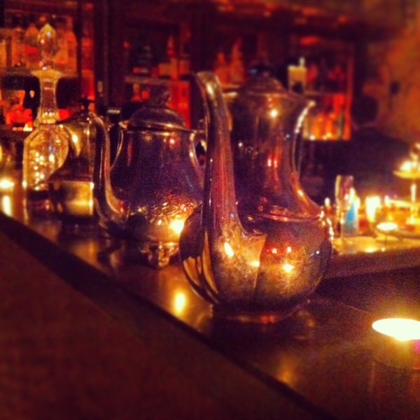 Vintage Cocktail Club Cocktail Bar in Temple Bar