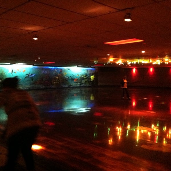 Royal Skateland Mack 5201 Alter Rd