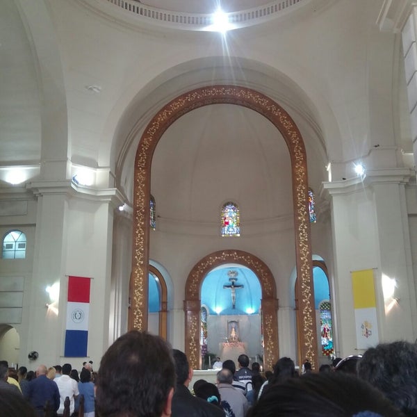 Foto scattata a Basílica de la Virgen de Caacupé da Grisel S. il 7/7/2018