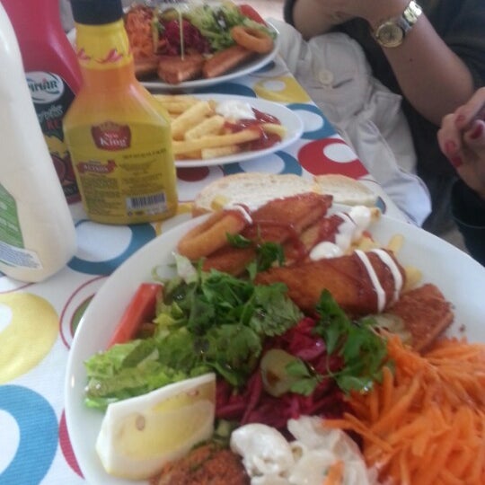 Atakule Restaurant Pizza Place in Mersin