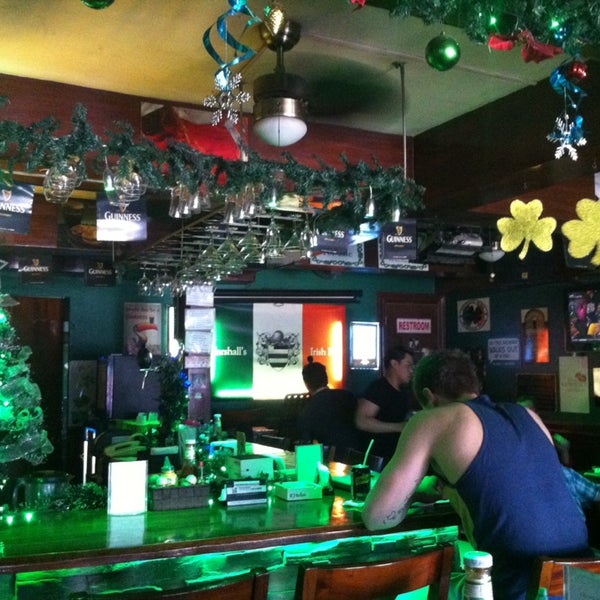 Das Foto wurde bei Marshall&#39;s Irish Pub von Denis S. am 12/25/2015 aufgenommen