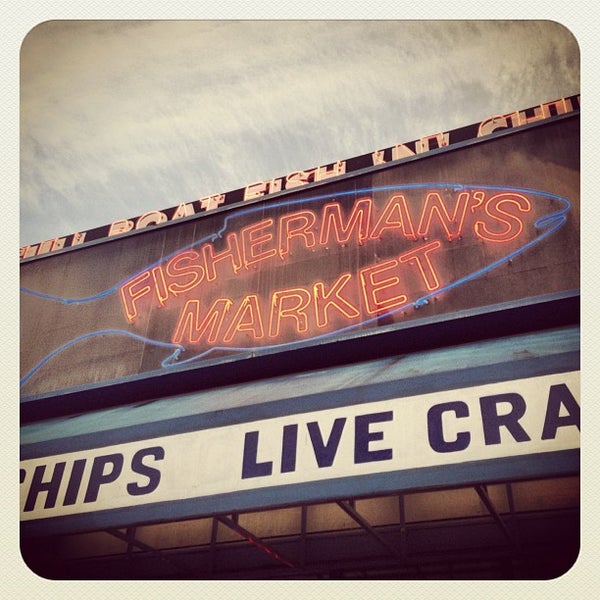 Снимок сделан в Fisherman&#39;s Market пользователем Bret 11/21/2012