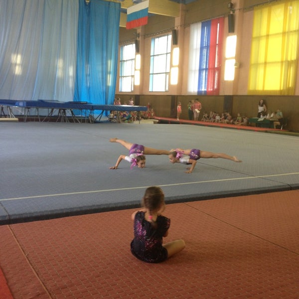 Тверь СДЮШОР акробатика