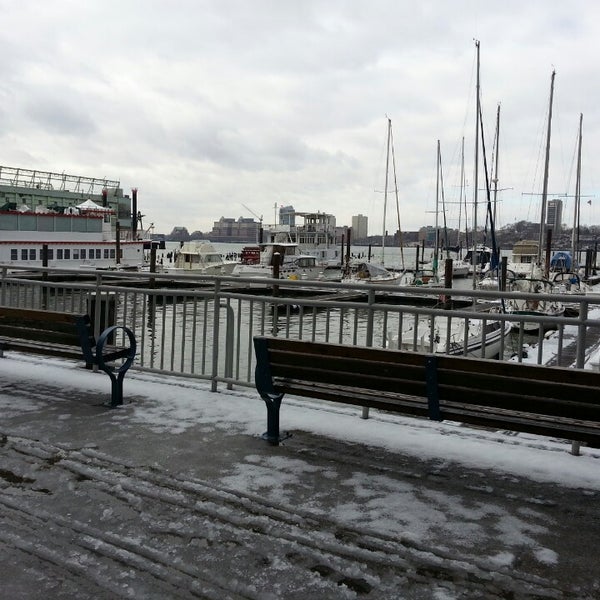 12/15/2013 tarihinde Dale G.ziyaretçi tarafından Chelsea Brewing Company'de çekilen fotoğraf