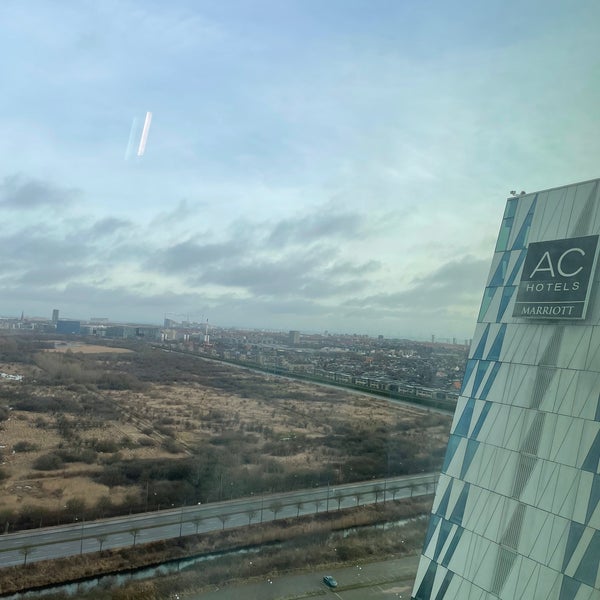 รูปภาพถ่ายที่ AC Hotel Bella Sky Copenhagen โดย Amaury J. เมื่อ 1/29/2023