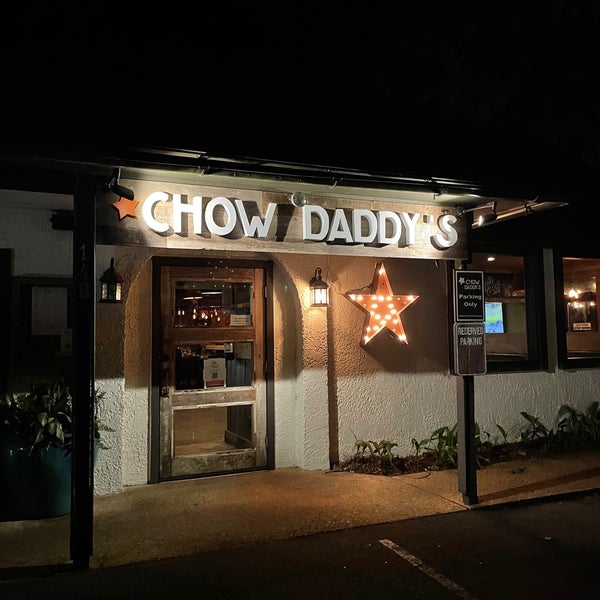 Photo taken at Chow Daddy&#39;s by Amaury J. on 1/18/2022