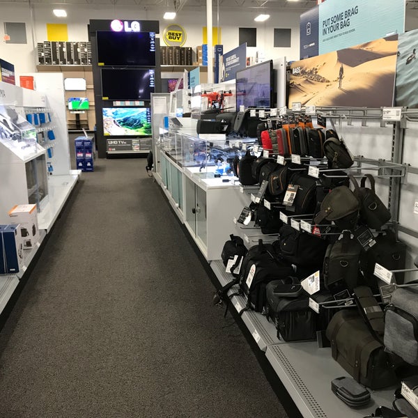 Photos at Best Buy - Electronics Store in Lansing