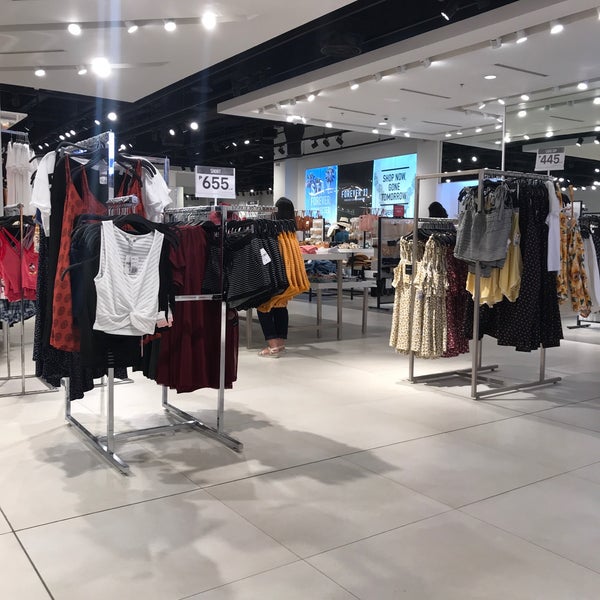 Forever 21 - San Lorenzo - 66 tips from 7450 visitors