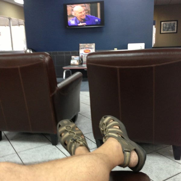 Sparkling Image Car Wash in Metro West