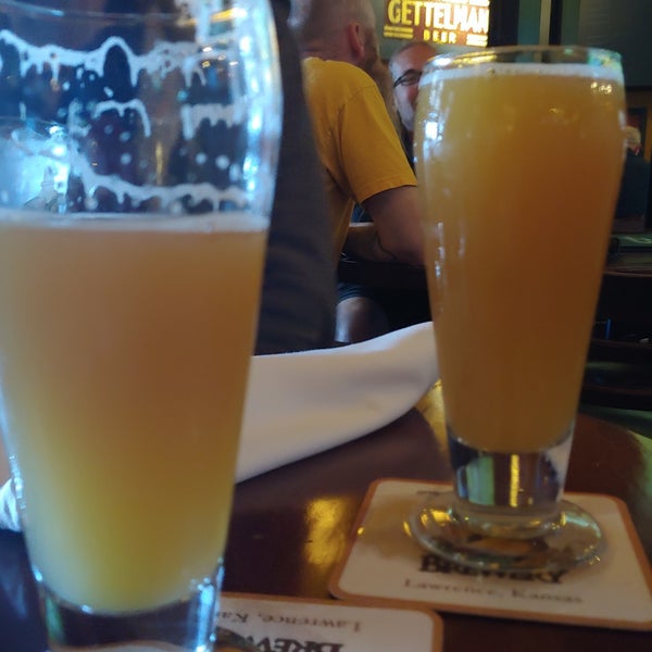 Photo taken at 23rd Street Brewery by Ryan M. on 4/19/2019