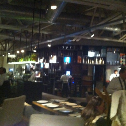 11/22/2012 tarihinde Raul M.ziyaretçi tarafından Bar Tomate'de çekilen fotoğraf